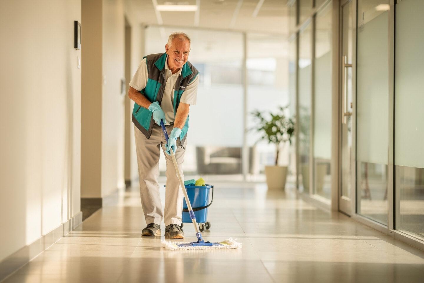 Leistungen – Hausmeisterservice, Gebäudereinigung, Objektbetreuung – Gebäude- und Hausmeisterservice Baas